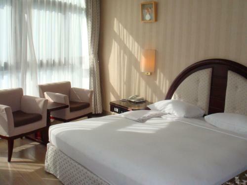 Honey Moon Hotel