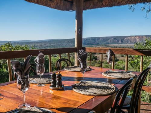 Woodbury Lodge ? Amakhala Game Reserve