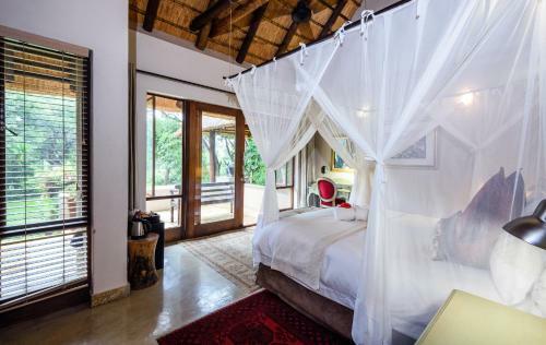 Lodge Khaya Ndlovu Manor House