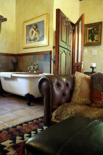 Hostal Fox's Hill Guesthouse