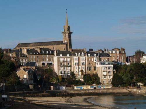 Apartamento L'agatte Dinard Appartement Garage Balcon