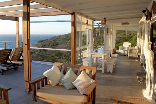 Rocklands Seaside Bed And Breakfast