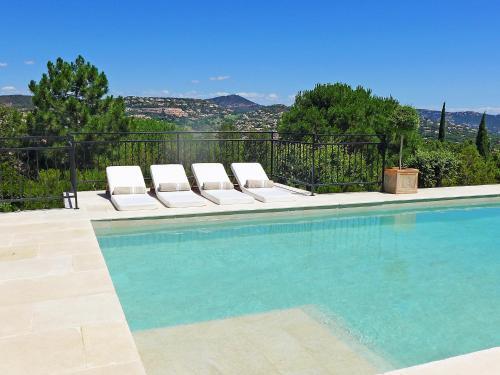 Holiday Home Les Arbousiers