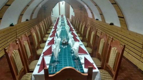 Hostal Vincell�r Panzi� �s �tterem