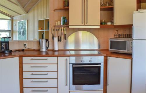 Holiday Home Udsholt Strandvej Gr�sted IV