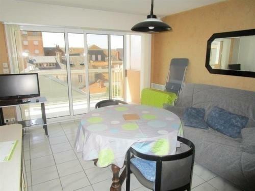 Apartment Appartement Type 2 A 50metres De La Plage