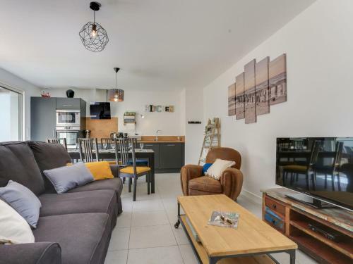 Apartment Les Patios De Flore