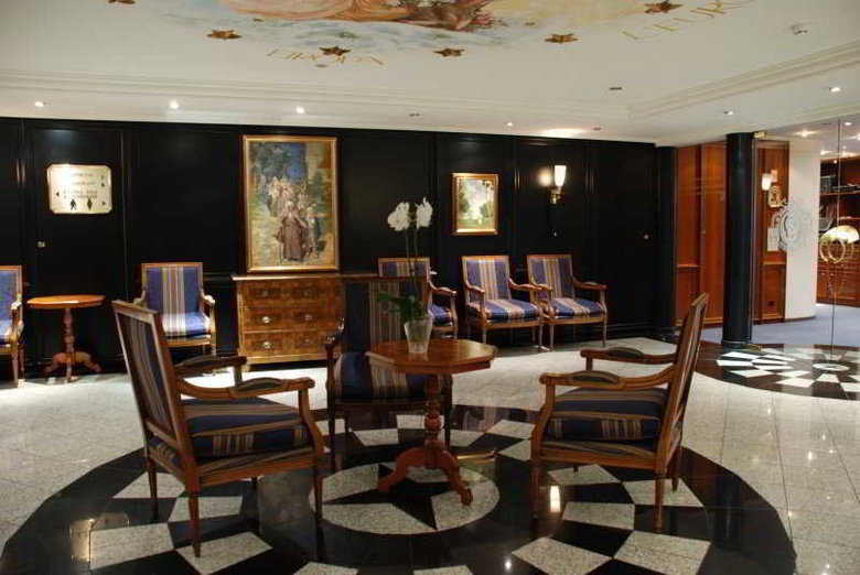 Hotel De Rome