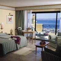 Grand Hotel