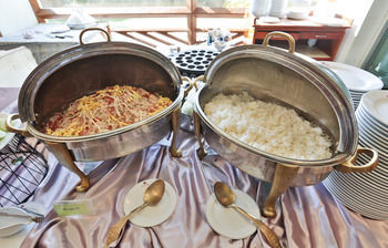 Charoen Hotel