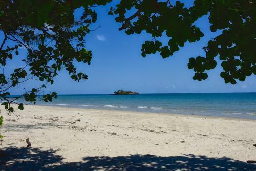 Thornton Beach Bungalows Daintree
