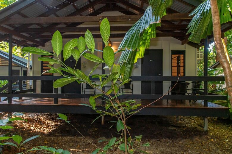 Hotel Cape Trib Beach House