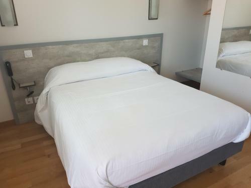 Hotel H�tel Restaurant Les Bruy�res