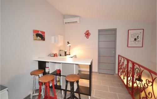 Four-bedroom Holiday Home In Sauzet