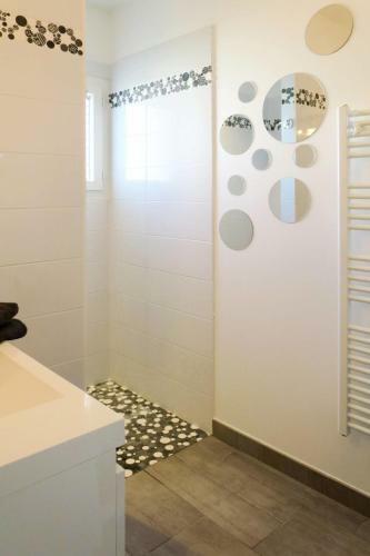 Holiday Home Ludovic Trarieux (svv120)