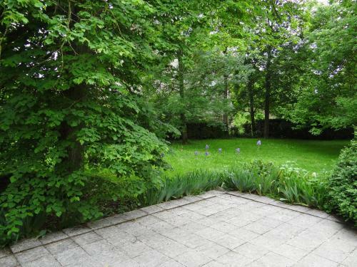Ch�teau Mesny Gite Au Fil Des Pages