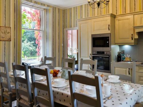 Craigendarroch House