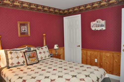 Riverwood Bed & Breakfast