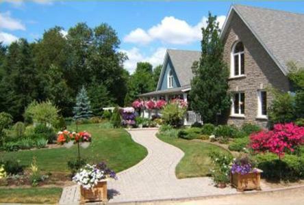 Riverwood Bed & Breakfast