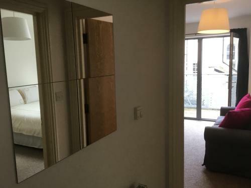 Pembroke Court Apartment
