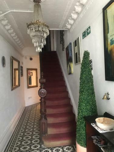 Hostal Maggie Jones Guest House