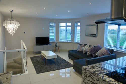 Unique Chester Racecourse Apartment