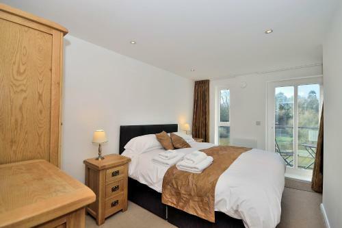 Racecourse Serviced Apartments