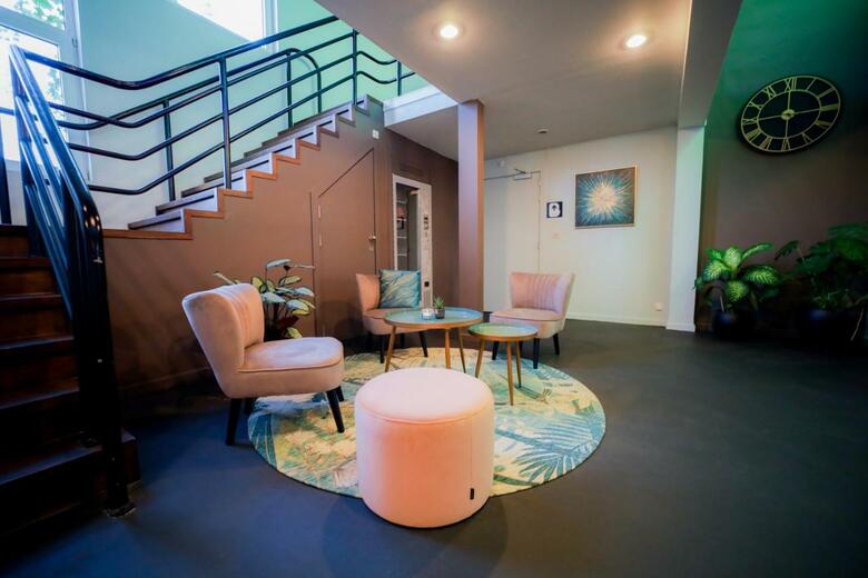 Hotel Bhotels