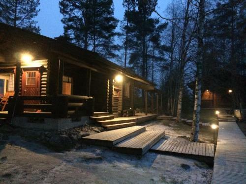 Lodge Hyv�l�n M�kit