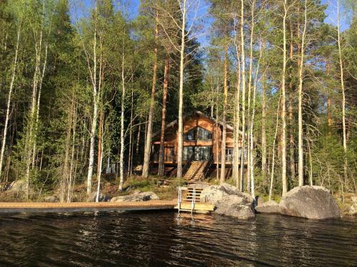 Lodge Hyv�l�n M�kit