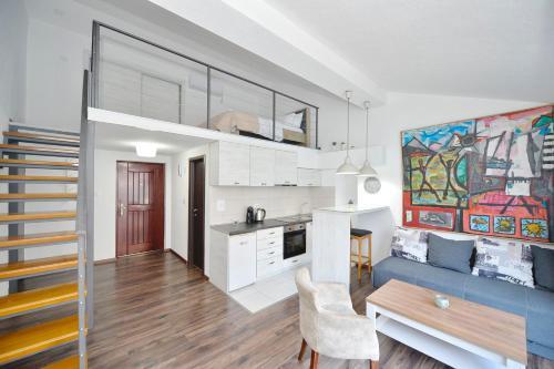 Apartments House 44