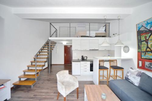 Apartments House 44