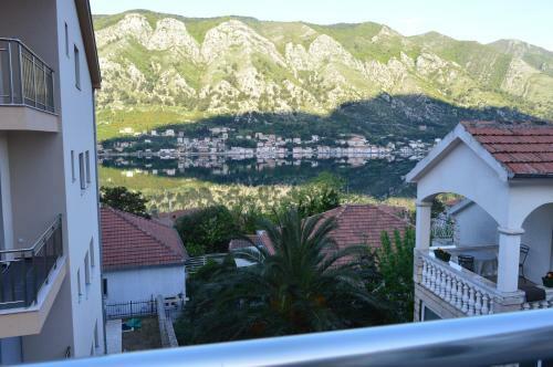 Apartments Coso