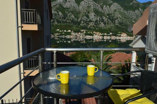 Apartments Coso