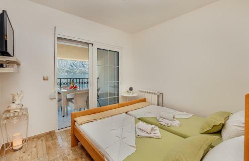 Apartments ?osovi?