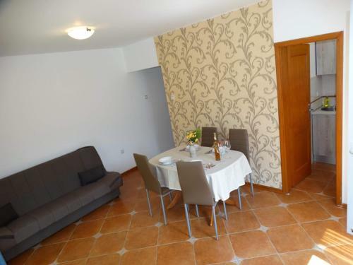 Apartments Paradiso