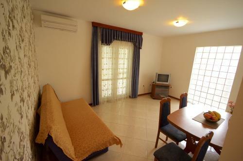 Apartments Paradiso