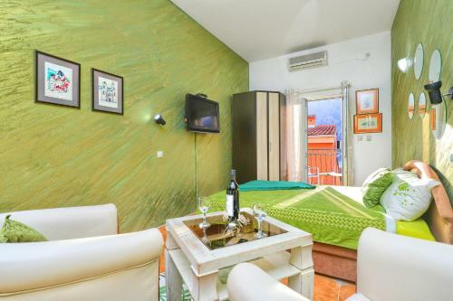 Apartments Vukotic I