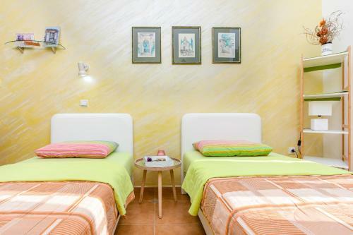 Apartments Vukotic I