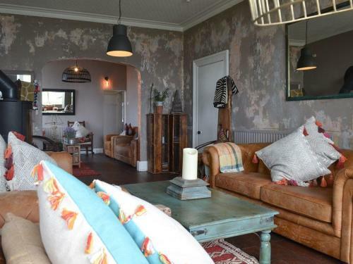 The Beach House, Criccieth