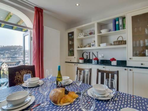 Holiday Home Harriot