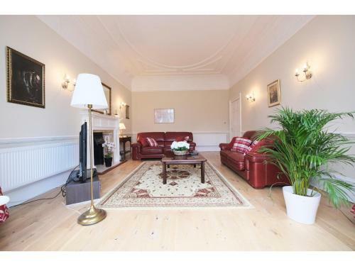 Apartamento Amazing 3-bedroom Garden Flat For 6 In Ealing
