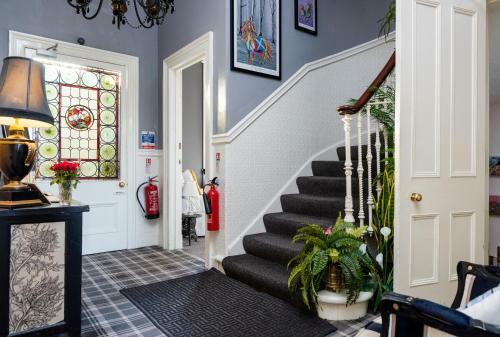 Hostal Claremont Guesthouse