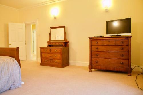 Apartamento 2 Bedroom Flat In Newtown, Edinburgh