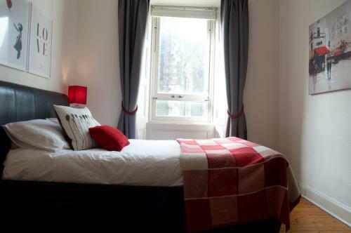 2 Bedroom Apartment With Castle Views Sleeps 3