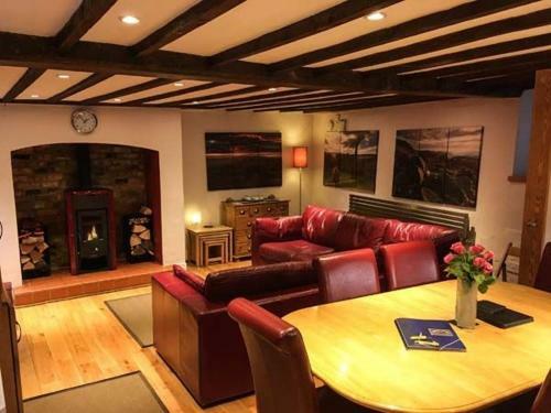 Bridge Cottage, Hope Valley