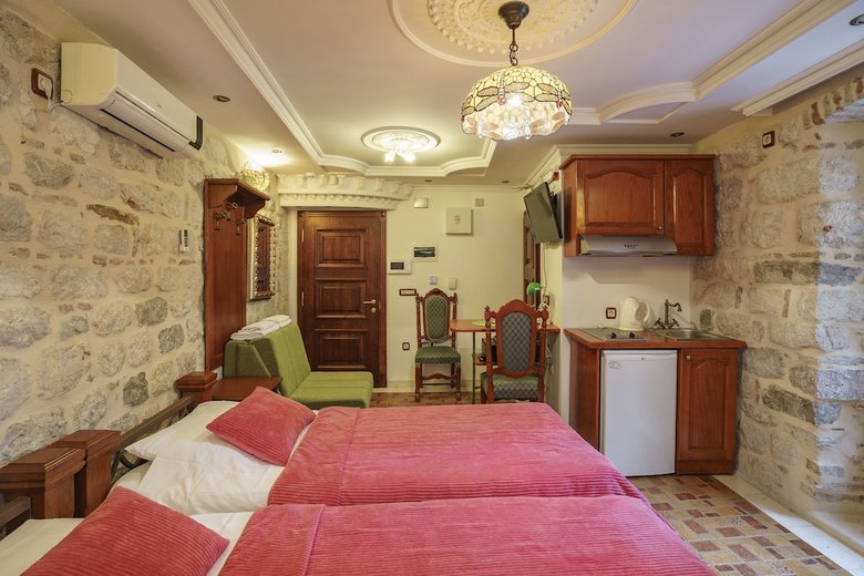 Apartments Wine House Old Town