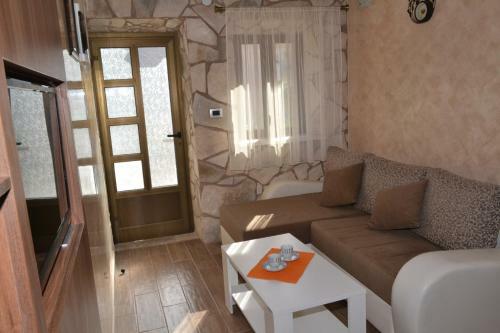 Lanterna Apartments
