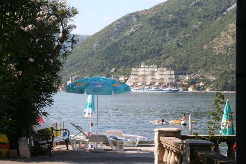 Apartments Penovic Stoliv Bay Kotor