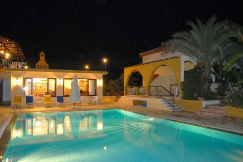 Five Fingers Holiday Bungalows
